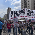 reclaman por mejores sueldos, apagones y presos políticos