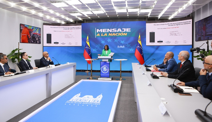 avanzamos hacia un nuevo modelo de control de su petróleo y minerales