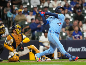 Andrés Giménez conectó jonrón en la victoria de Toronto