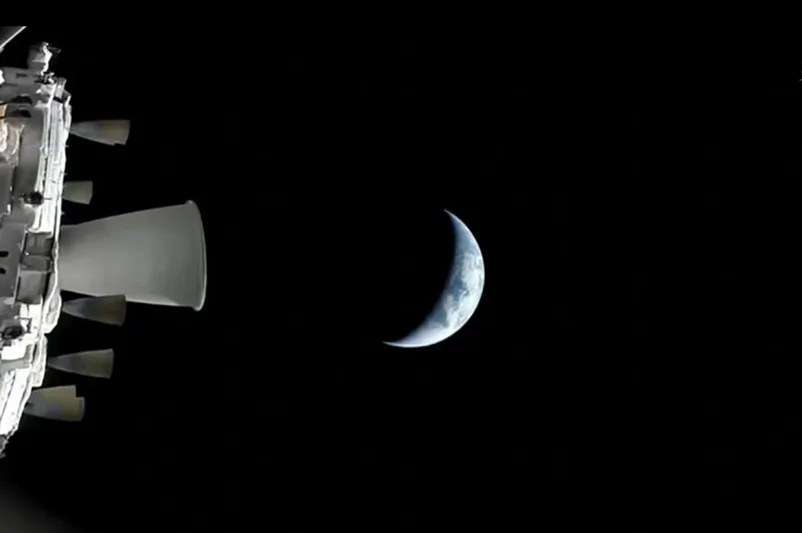 Astronautas dicen que ya vieron la cara oculta de la Luna desde Orión