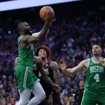 Boston toma ventaja de la serie 2-1 ante Filadelfia