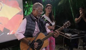 Frank Quintero emociona con su primer concierto íntimo en Venezuela: una noche para recordar