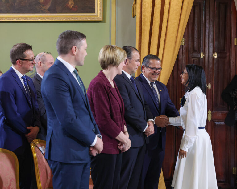 Subsecretario de la Oficina de Hidrocarburos de EE.UU. visita Caracas por agenda energética