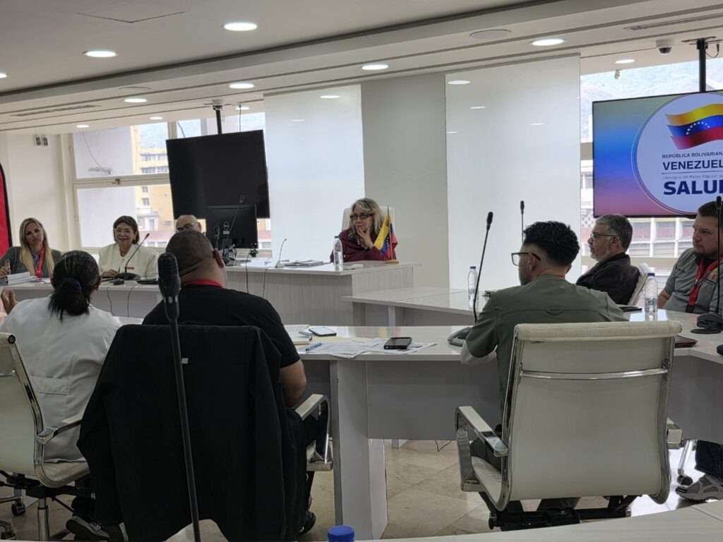 Coordinan plan de optimización de servicios hospitalarios