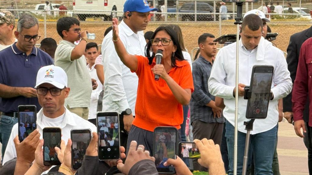 Delcy Rodríguez activa peregrinación anti-sanciones en Zulia y anuncia tecnología extranjera para abordar crisis eléctrica