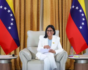 Delcy Rodríguez: la fe debe ayudar a superar posturas radicales