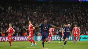 PSG gana al Bayern en partido de gran ofensiva