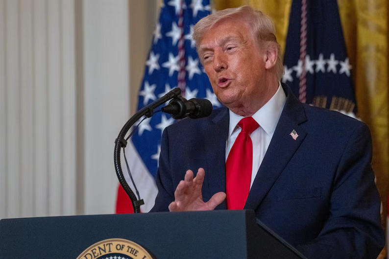 Trump afirma que acuerdo con Venezuela otorga a EE.UU. independencia petrolera del Medio Oriente