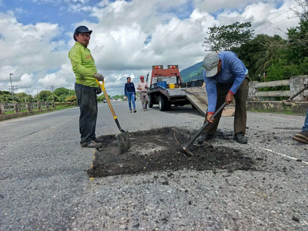 Ejecutan recuperación integral en 82 km de autopista Cimarrón Andresote