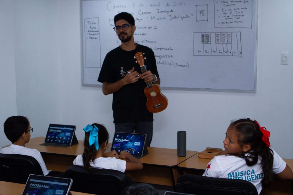El Programa Musical Científico despierta el genio creativo de los niños usando la tecnología