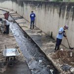 En Santa Lucía del Tuy sanean drenajes ante llegada de lluvias