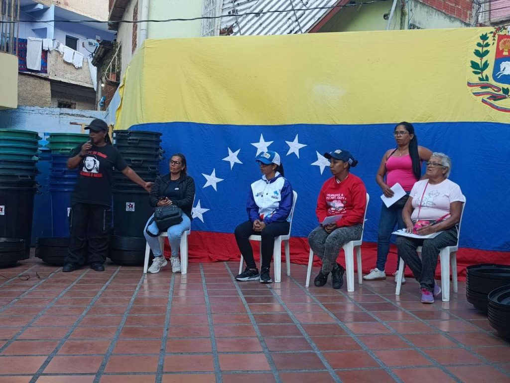 Entregaron pipotes a 268 familias de Sucre