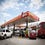 Estaciones expenderán los dos tipos de gasolina