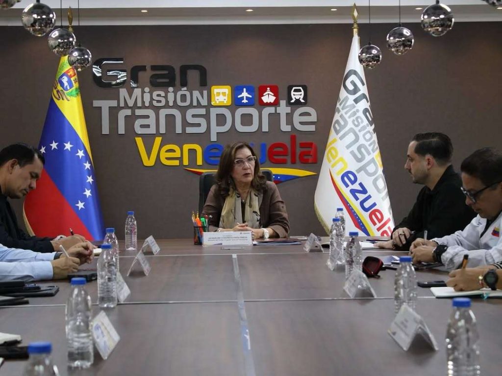 Gobierno y Banca activan plan para potenciar el transporte público