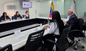 Gobierno y sector lácteo evalúan estrategias para impulsar la producción