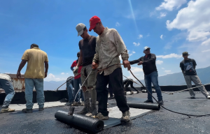 Impermeabilizan torres de Ciudad Caribia