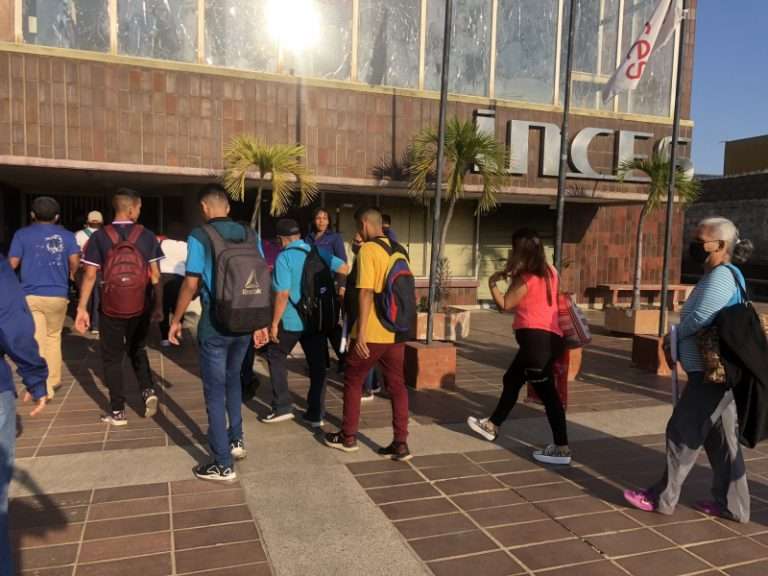 Inces impulsa formación rápida con programa de microcertificaciones