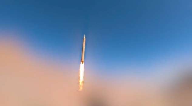 Irán expulsó buque de guerra de EEUU con más de 5.000 efectivos a bordo