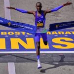 Los campeones defensores John Korir y Sharon Lokedi repiten en Boston
