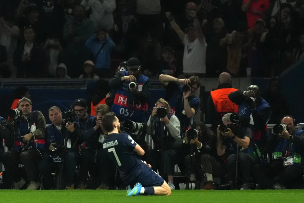 PSG ganó en casa al Liverpool 2-0 en la ida de los cuartos de final