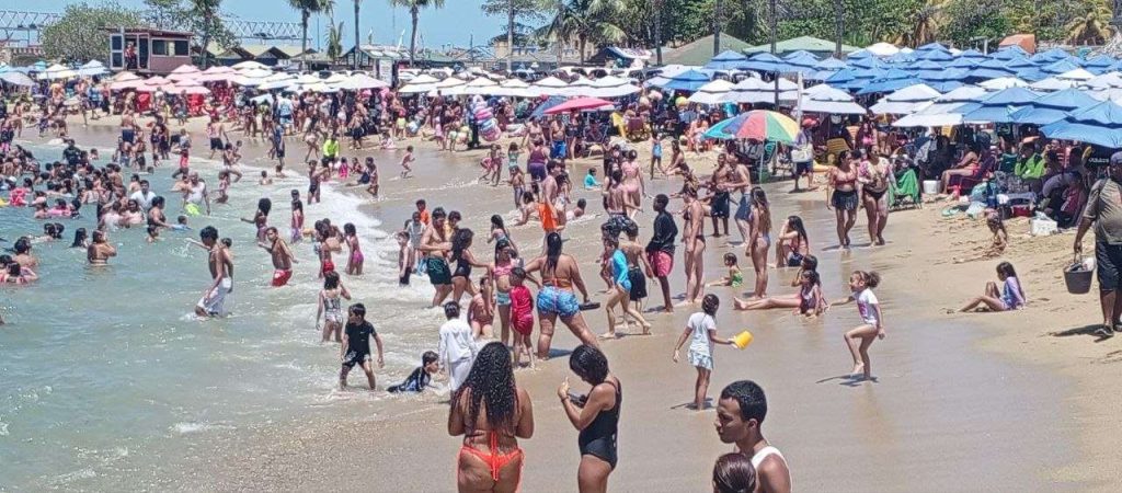 La Guaira reporta más de medio millón de visitantes este Jueves Santo