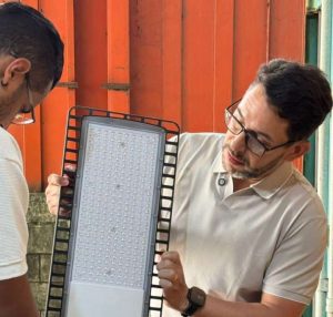 Llegan 4.500 luminarias de alta tecnología para Los Teques