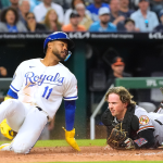 Maikel García anota carrera de oro para el triunfo de los Reales