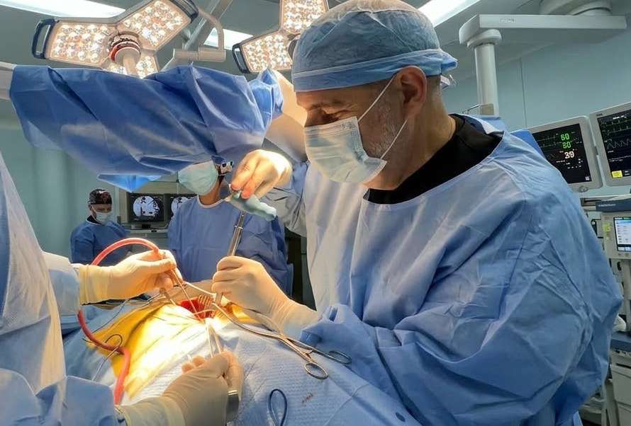 Monagas es referente en cirugías de columna