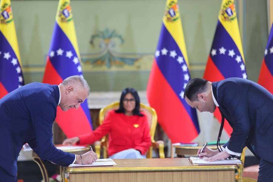 Pdvsa y ENI producirán más petróleo y gas
