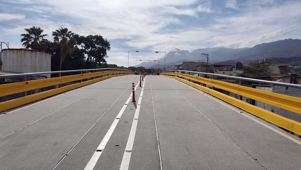 Reabren elevado en La Guaira tras mantenimiento mayor integral