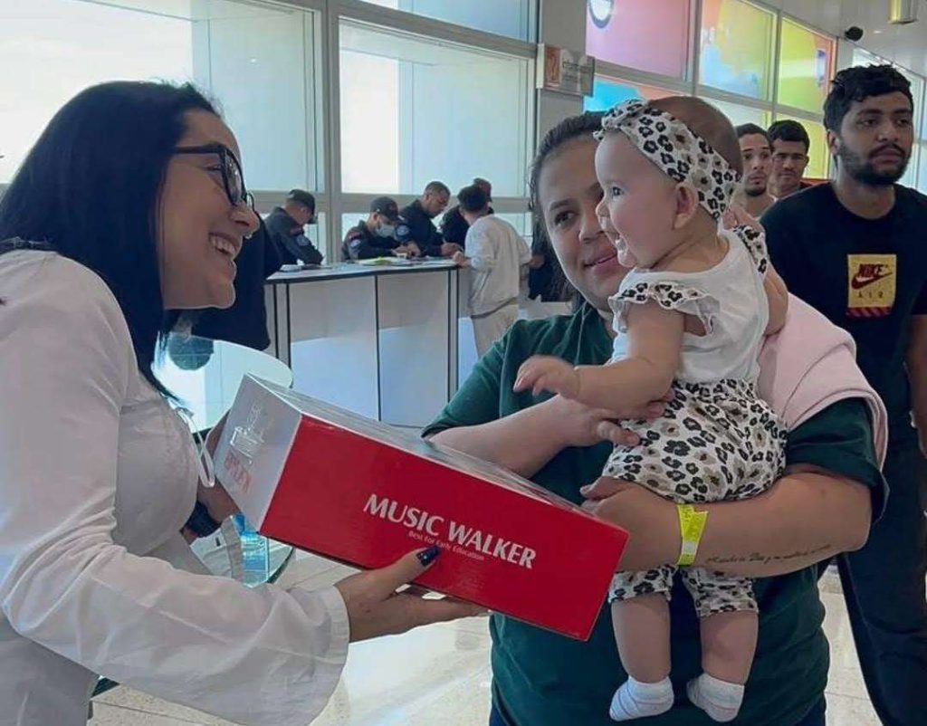 Retornan 263 compatriotas desde EEUU por Vuelta a la Patria