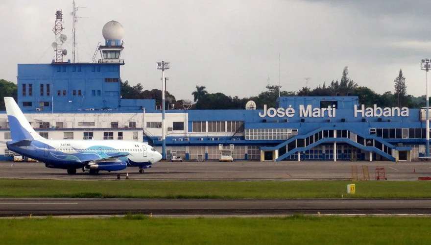 Rusia y Cuba buscan restablecer el servicio aéreo
