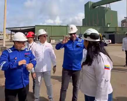 Supervisan avances en complejo petroquímico Hugo Chávez en Carabobo