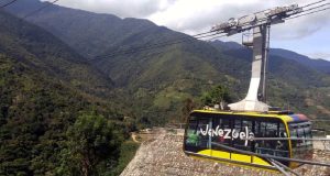 Teleférico Mukumbarí inicia fase final de mantenimiento