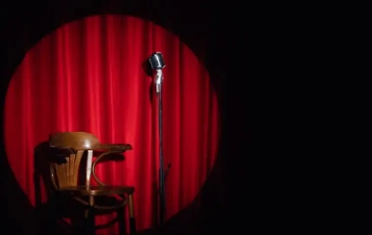 Microteatral apuesta por el stand up comedy en su temporada 19 con más de 45 comediantes en escena