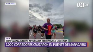 2.000 corredores cruzan el puente de Maracaibo