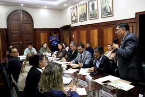 AN reactiva discusión de las leyes del cacao y el café