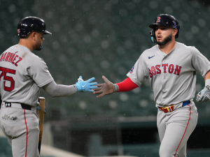 Abreu y Contreras comandan con poder victoria de Boston
