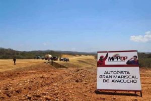 Avanzan trabajos en la autopista Gran Mariscal de Ayacucho en Anzoátegui