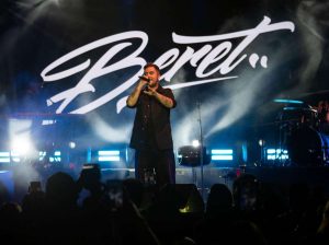 Beret le cantó a Venezuela por primera vez