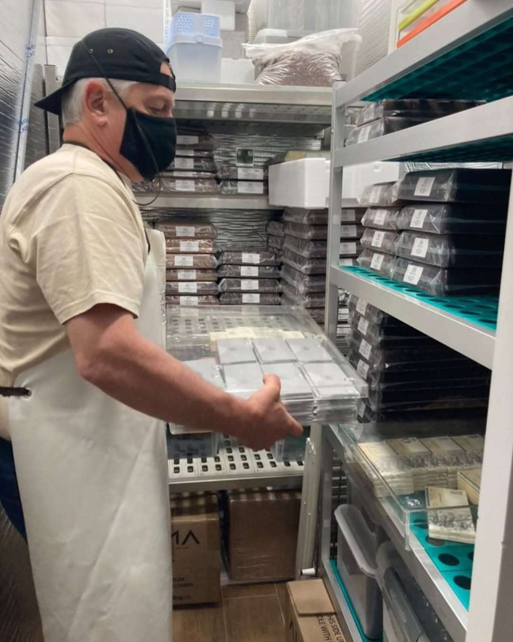 Chocolatería de venezolanos en Madrid sale en la televisión española