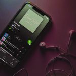 Carlos Julio Heydra Castillo | Playlists: El nuevo escenario del éxito musical digital