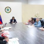Delcy Rodríguez dice que hay pleno abastecimiento de alimentos y esto advirtió sobre los precios