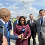 Delcy Rodríguez llegó a La Haya para defender la Guayana Esequiba