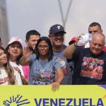 Delcy rinde homenaje a los trabajadores