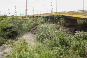 Demolerán de forma controlada sección fallida del Puente Santa Rosa en Lara
