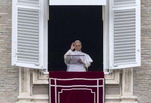 El papa agradece la acogida del pueblo de las Islas Canarias al crucero MV Hondius