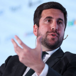 Enrique Riquelme entra en carrera por la presidencia en el Real Madrid en 2026
