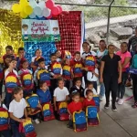 Fortalecen sistema educativo con entrega de kits y equipos en Trujillo