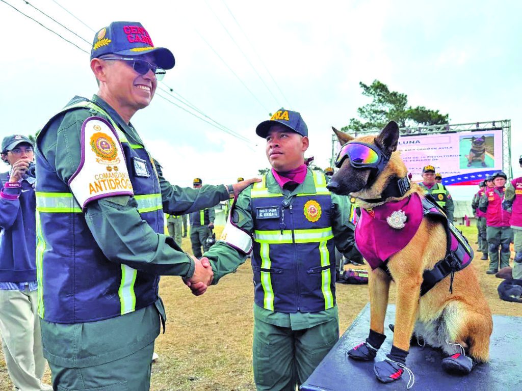 GNB premió a sus perros antidrogas